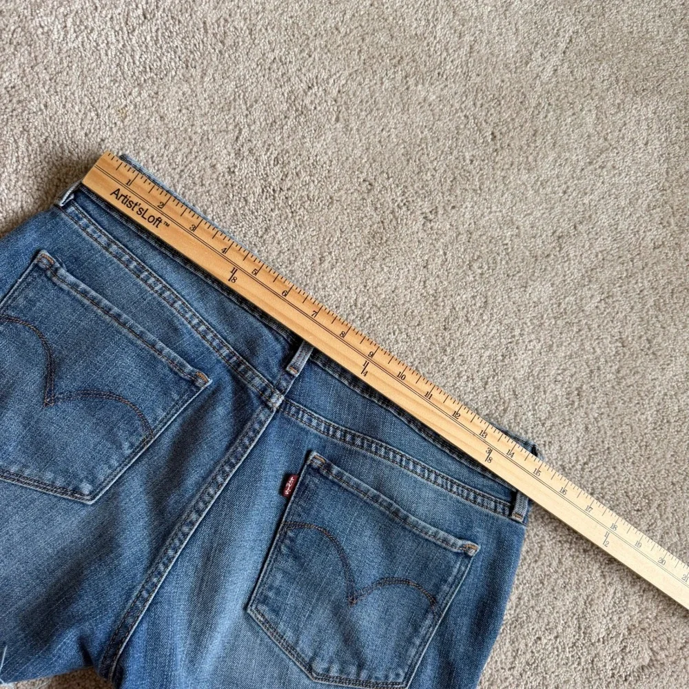 Y2K Levis Demi Curve Mid Rise Cut Off Denim Shorts Blue W29